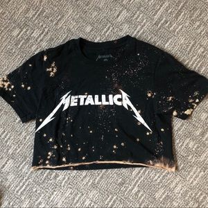 Distressed cropped Metallica tee small